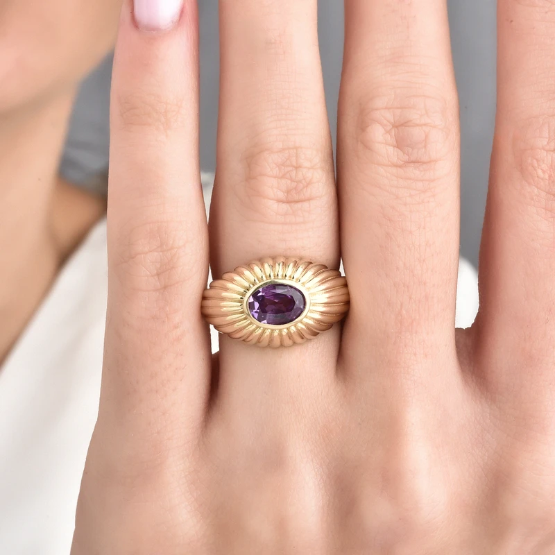 Oval Amethyst Scalloped Dome Ring